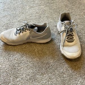 Nike tennis shoes, size 8